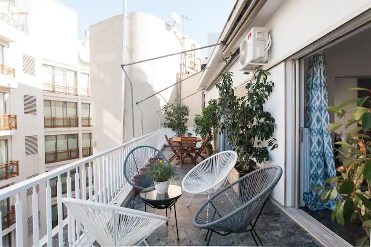 شقة A Masterpiece In Plaka With Big Balcony And Acropolis View أثينا المظهر الخارجي الصورة