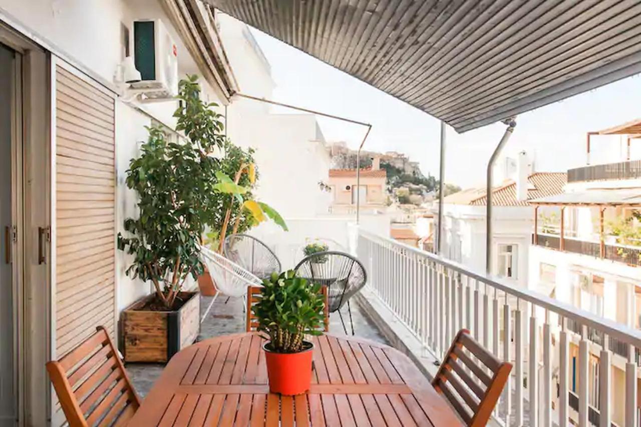 شقة A Masterpiece In Plaka With Big Balcony And Acropolis View أثينا المظهر الخارجي الصورة