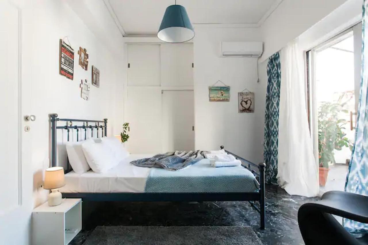شقة A Masterpiece In Plaka With Big Balcony And Acropolis View أثينا المظهر الخارجي الصورة