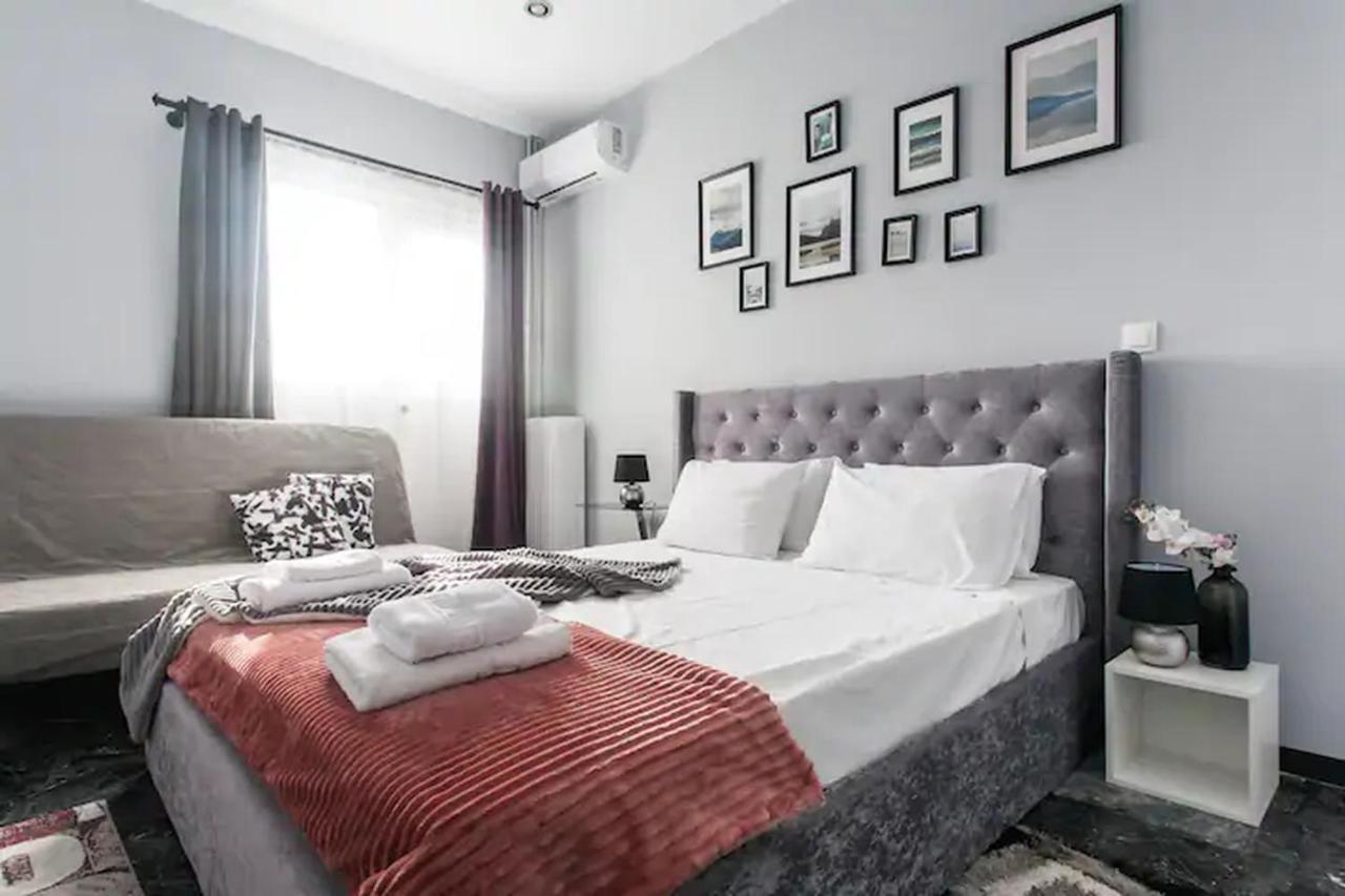 شقة A Masterpiece In Plaka With Big Balcony And Acropolis View أثينا المظهر الخارجي الصورة